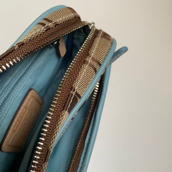 Rare Vintage Coach Blue Suede and Logo Fabric Belt bag - Picture 8 of 12